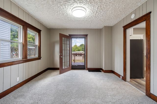 140 Moore Street, Jackson, MI 49203