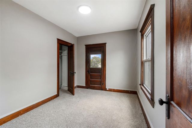 140 Moore Street, Jackson, MI 49203