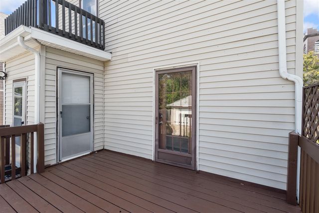 140 Moore Street, Jackson, MI 49203