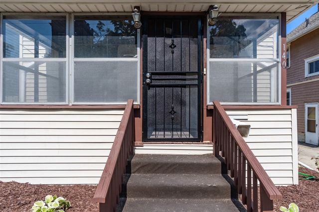 140 Moore Street, Jackson, MI 49203