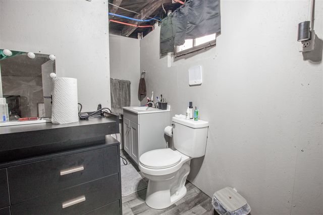 140 Moore Street, Jackson, MI 49203