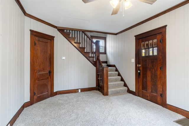 140 Moore Street, Jackson, MI 49203