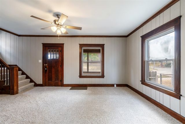 140 Moore Street, Jackson, MI 49203