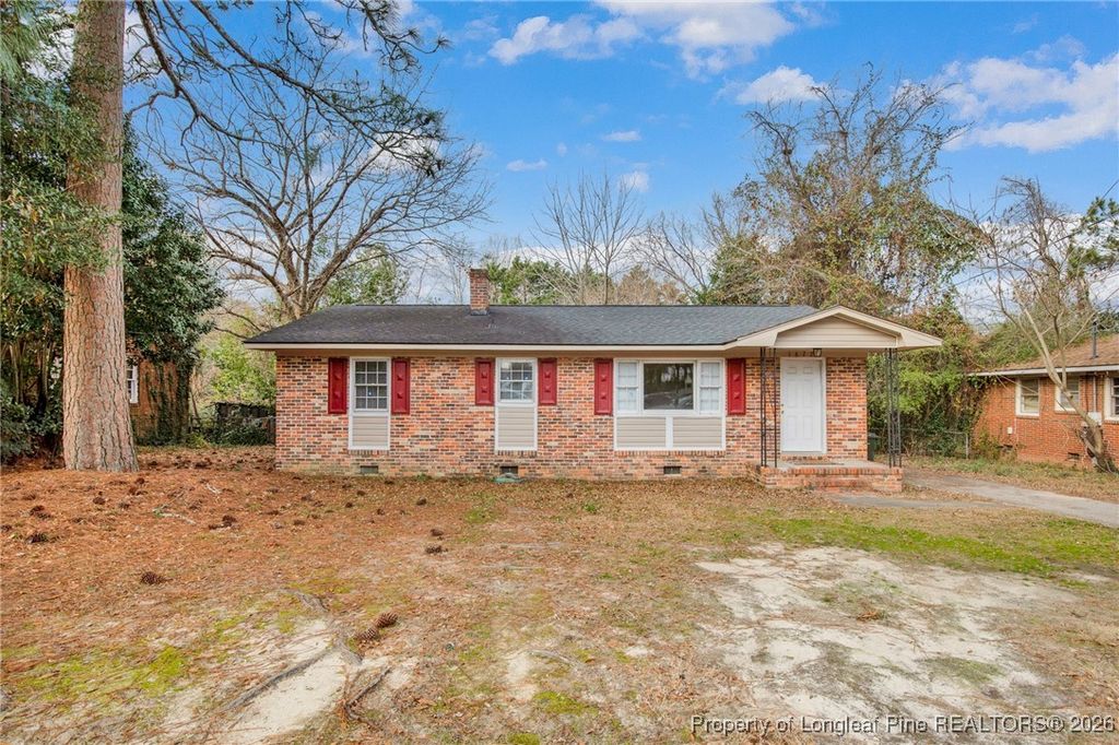 1672 Wellons Drive, Fayetteville, NC 28304 — exterior