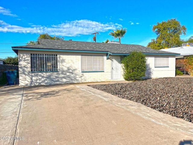 8638 N 8th Street, Phoenix, AZ 85020
