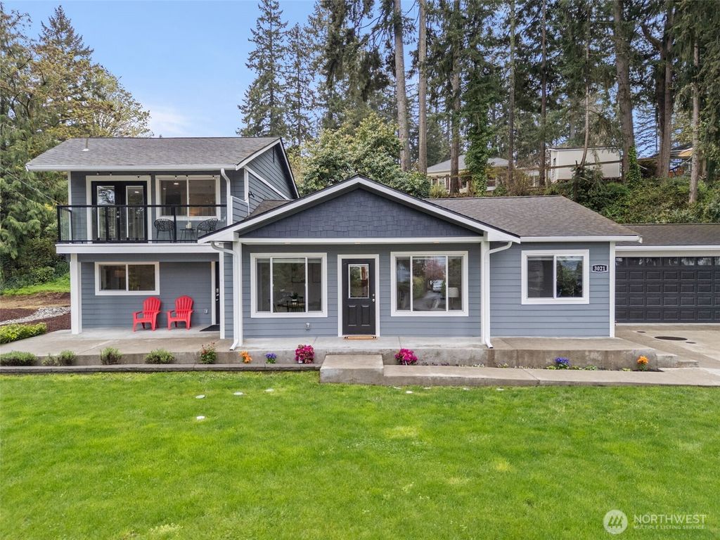 3021 Marine Drive, Bremerton, WA 98312