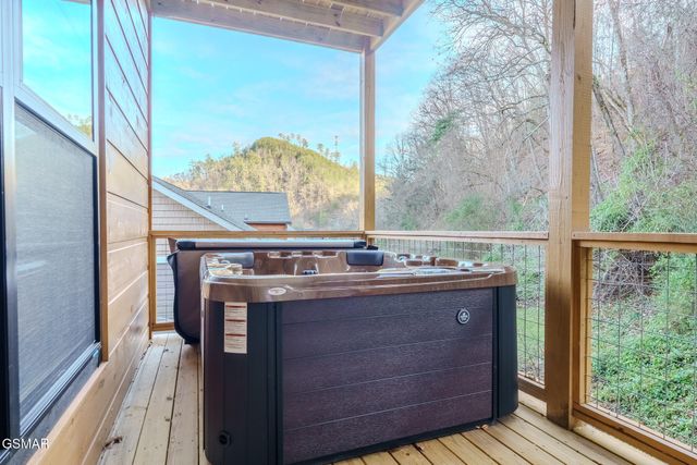 3139 Cherokee Valley Drive, Sevierville, TN 37862