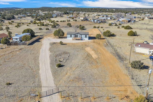 182 Paradise Meadow Loop, Edgewood, NM 87015