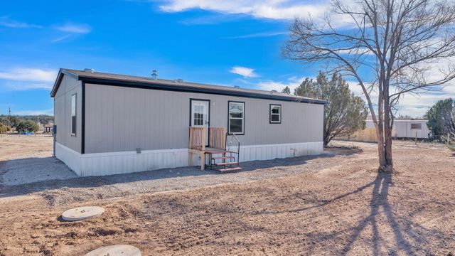 182 Paradise Meadow Loop, Edgewood, NM 87015