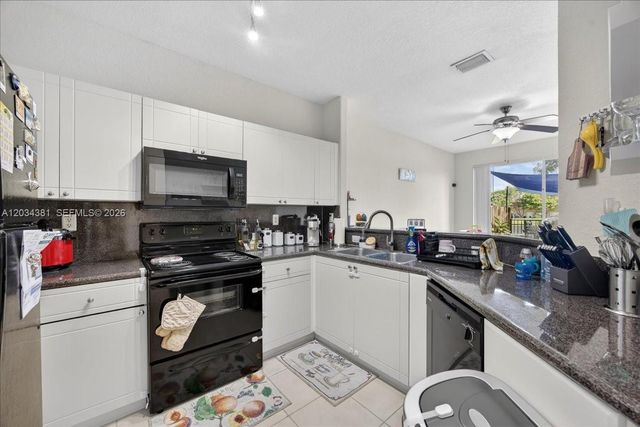 2491 SE 13th Court, Homestead, FL 33035