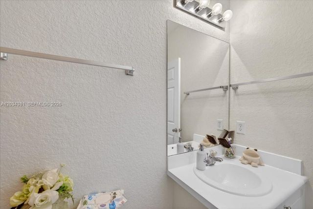 2491 SE 13th Court, Homestead, FL 33035