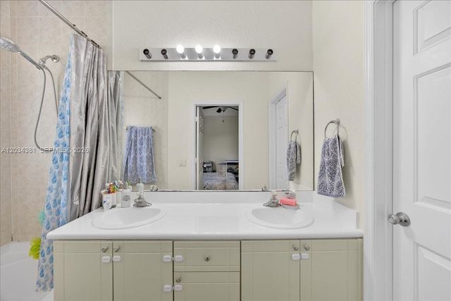 2491 SE 13th Court, Homestead, FL 33035