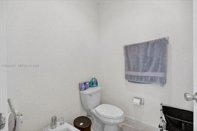 2491 SE 13th Court, Homestead, FL 33035