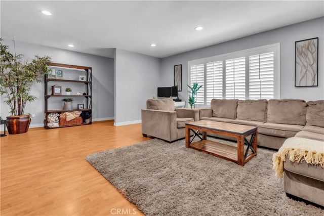 5950 Imperial Highway 83, South Gate, CA 90280