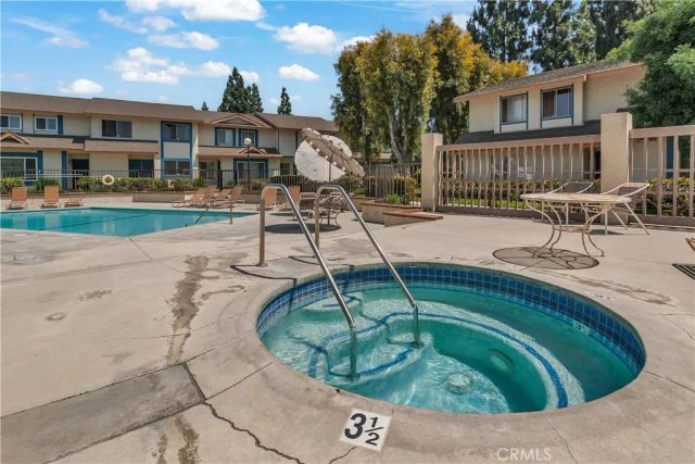 5950 Imperial Highway 83, South Gate, CA 90280
