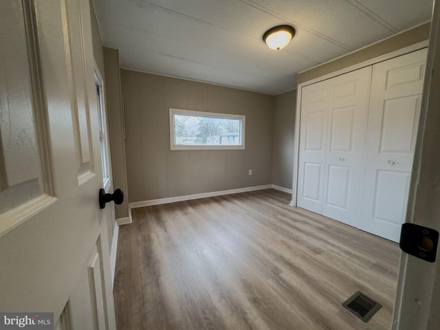 3 HICKORY, Quakertown, PA 18951