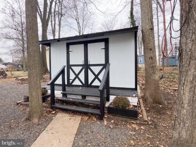 3 HICKORY, Quakertown, PA 18951