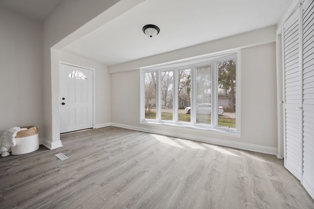 38169 N 3rd Avenue, Spring Grove, IL 60081