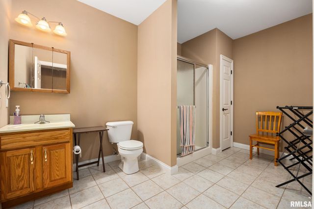 5912 W WOODBRIDGE Place, Peoria, IL 61615