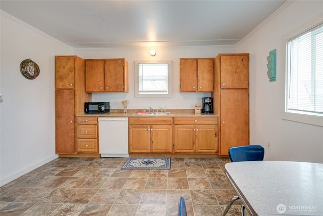 201 E 3rd, Aberdeen, WA 98520