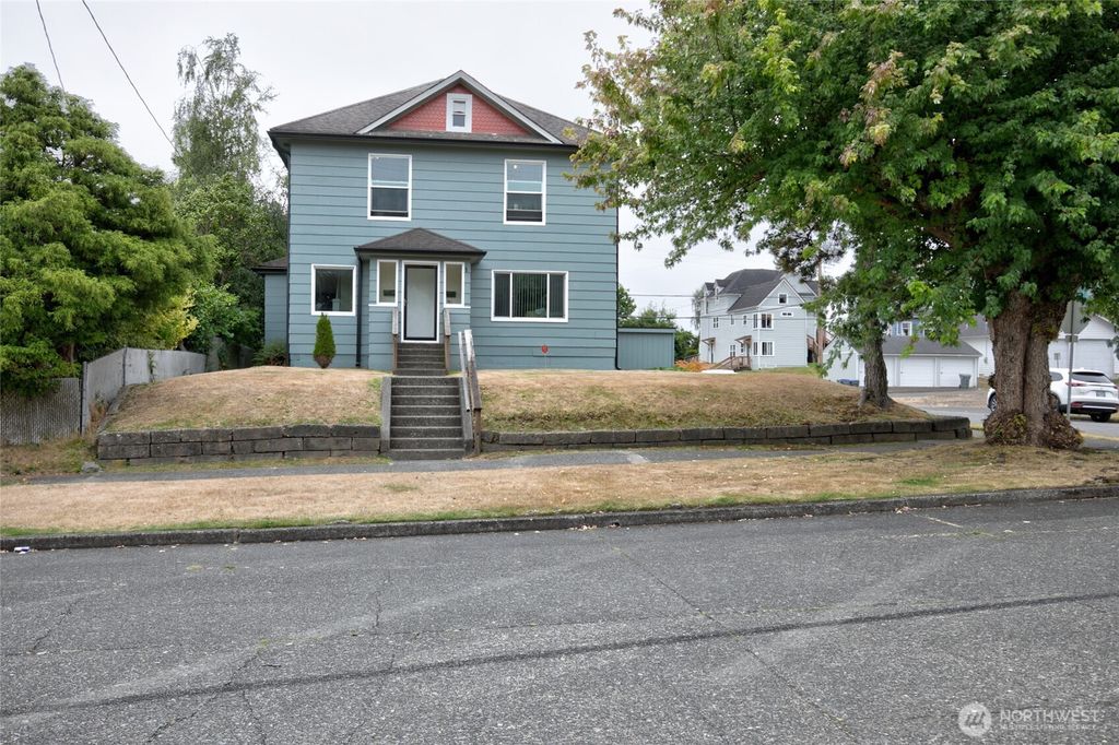 201 E 3rd, Aberdeen, WA 98520
