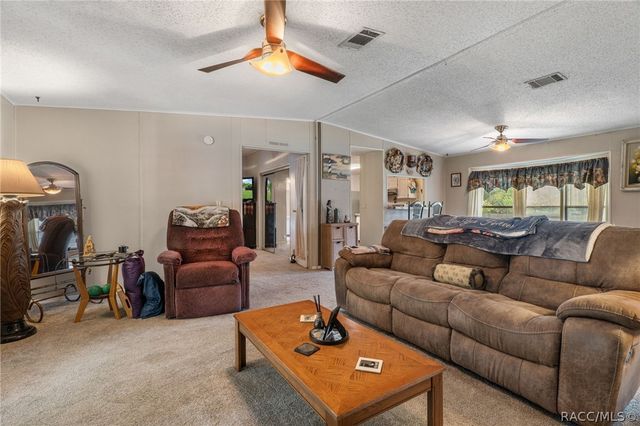 7927 W Cyprian Court, Homosassa, FL 34448