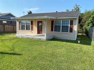12933 Barcus Lane, Houston, TX 77015