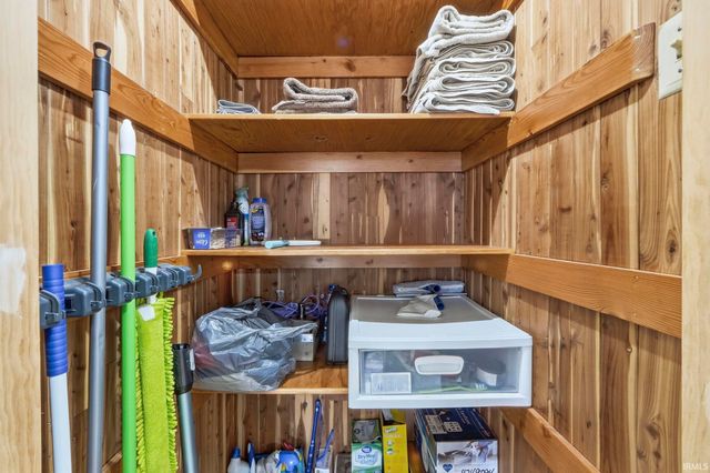 3706 Knoll Road, Fort Wayne, IN 46809