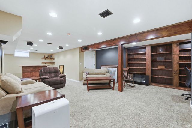 3706 Knoll Road, Fort Wayne, IN 46809