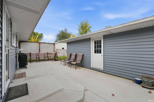 3706 Knoll Road, Fort Wayne, IN 46809