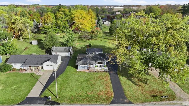 3706 Knoll Road, Fort Wayne, IN 46809