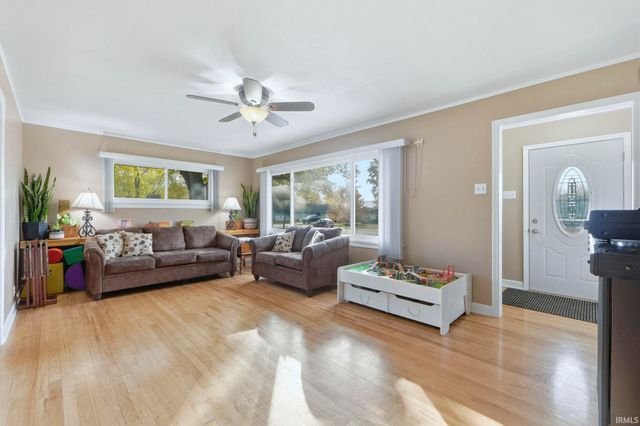 3706 Knoll Road, Fort Wayne, IN 46809