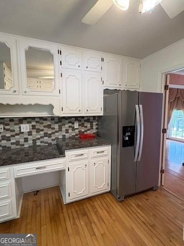 462 Dogwood Drive NW, Lilburn, GA 30047