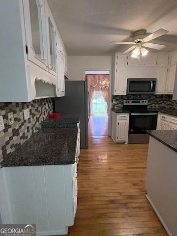 462 Dogwood Drive NW, Lilburn, GA 30047