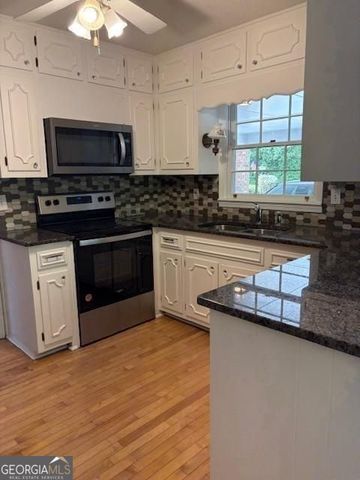 462 Dogwood Drive NW, Lilburn, GA 30047
