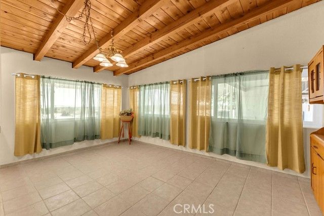 1998 Cambria Avenue, Landers, CA 92285