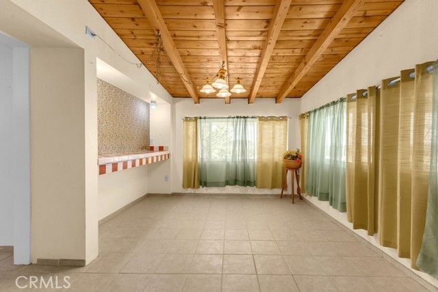 1998 Cambria Avenue, Landers, CA 92285