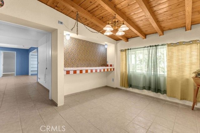 1998 Cambria Avenue, Landers, CA 92285