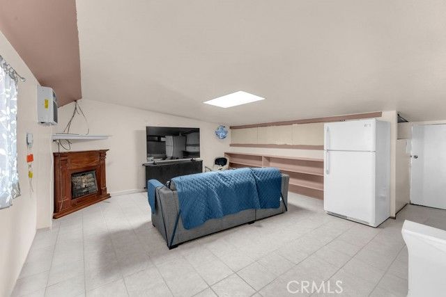 1998 Cambria Avenue, Landers, CA 92285