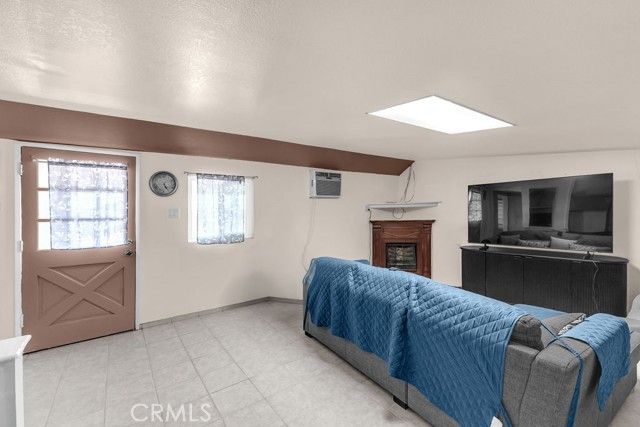 1998 Cambria Avenue, Landers, CA 92285