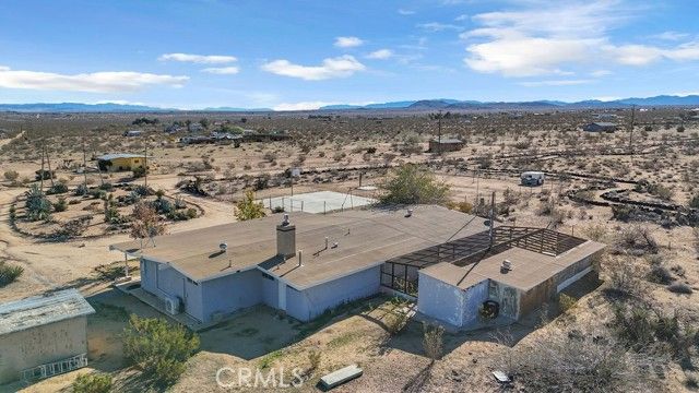 1998 Cambria Avenue, Landers, CA 92285
