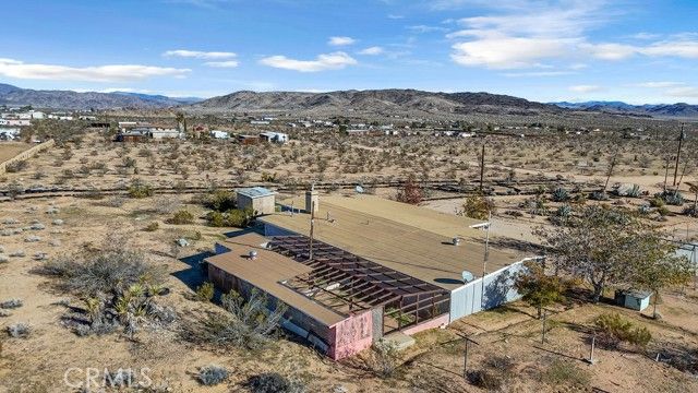 1998 Cambria Avenue, Landers, CA 92285