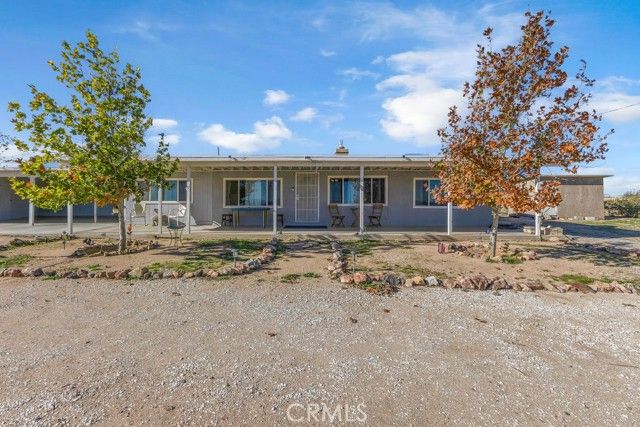 1998 Cambria Avenue, Landers, CA 92285