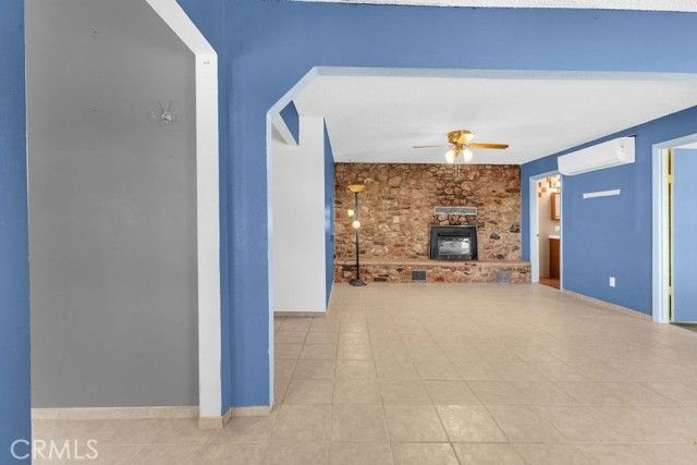 1998 Cambria Avenue, Landers, CA 92285