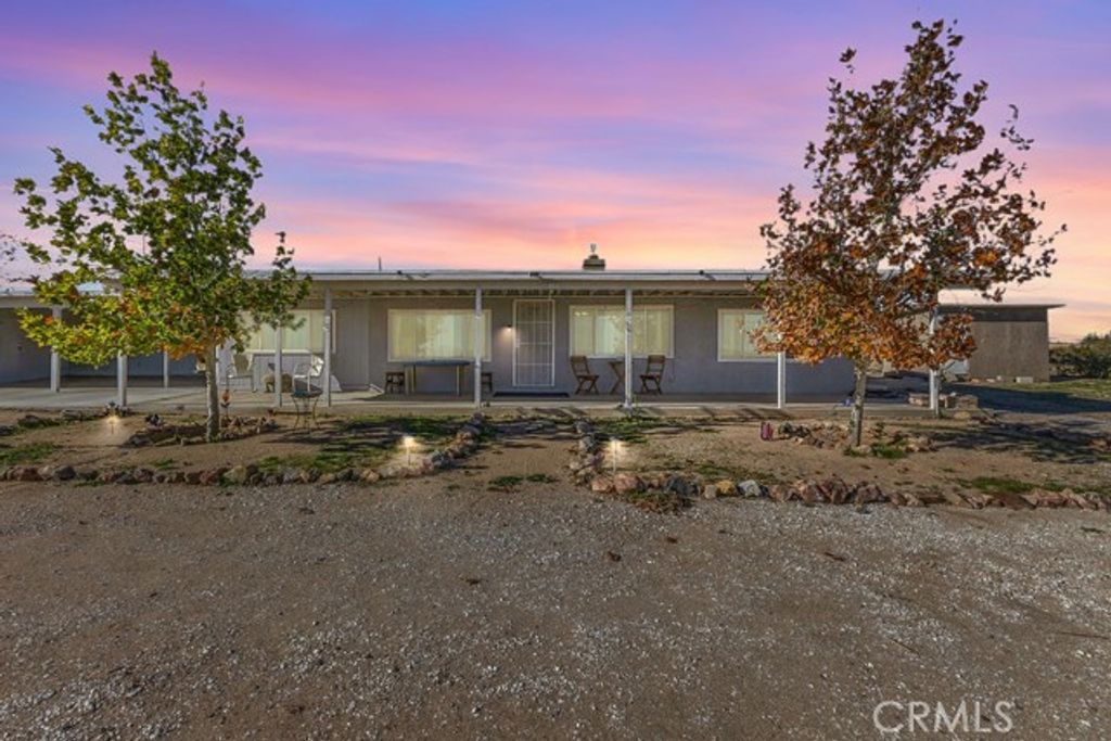 1998 Cambria Avenue, Landers, CA 92285