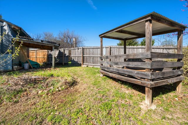 955 Behrens Court, Crowley, TX 76036