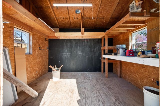 955 Behrens Court, Crowley, TX 76036