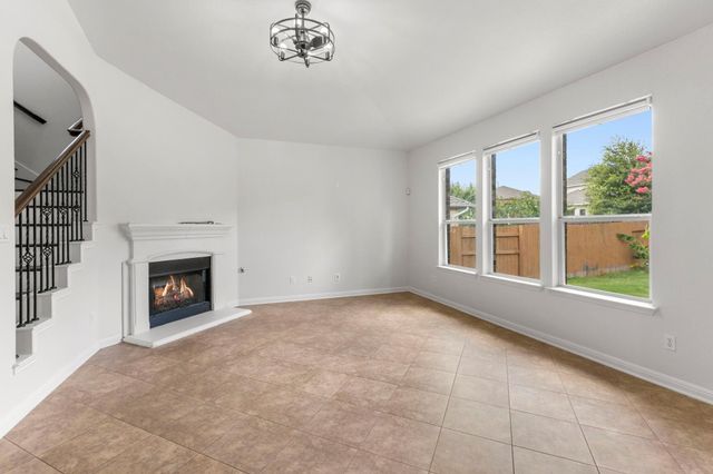 18613 Falcon Pointe BLVD, Pflugerville, TX 78660