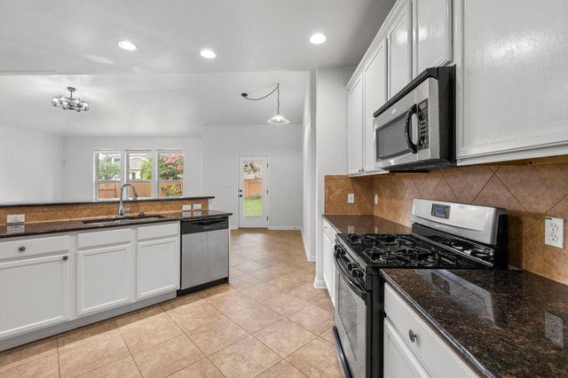 18613 Falcon Pointe BLVD, Pflugerville, TX 78660