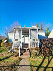 3312 Arlington PL, Portsmouth, VA 23707